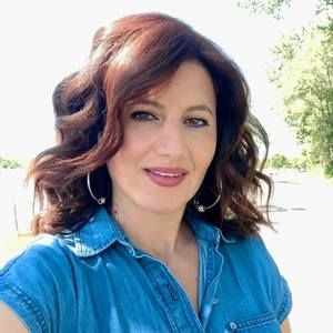 Meet your Posher, Cristina